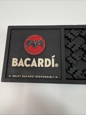 Bacardí Black & Red Bar Mat - Branded Rubber Spill Tray